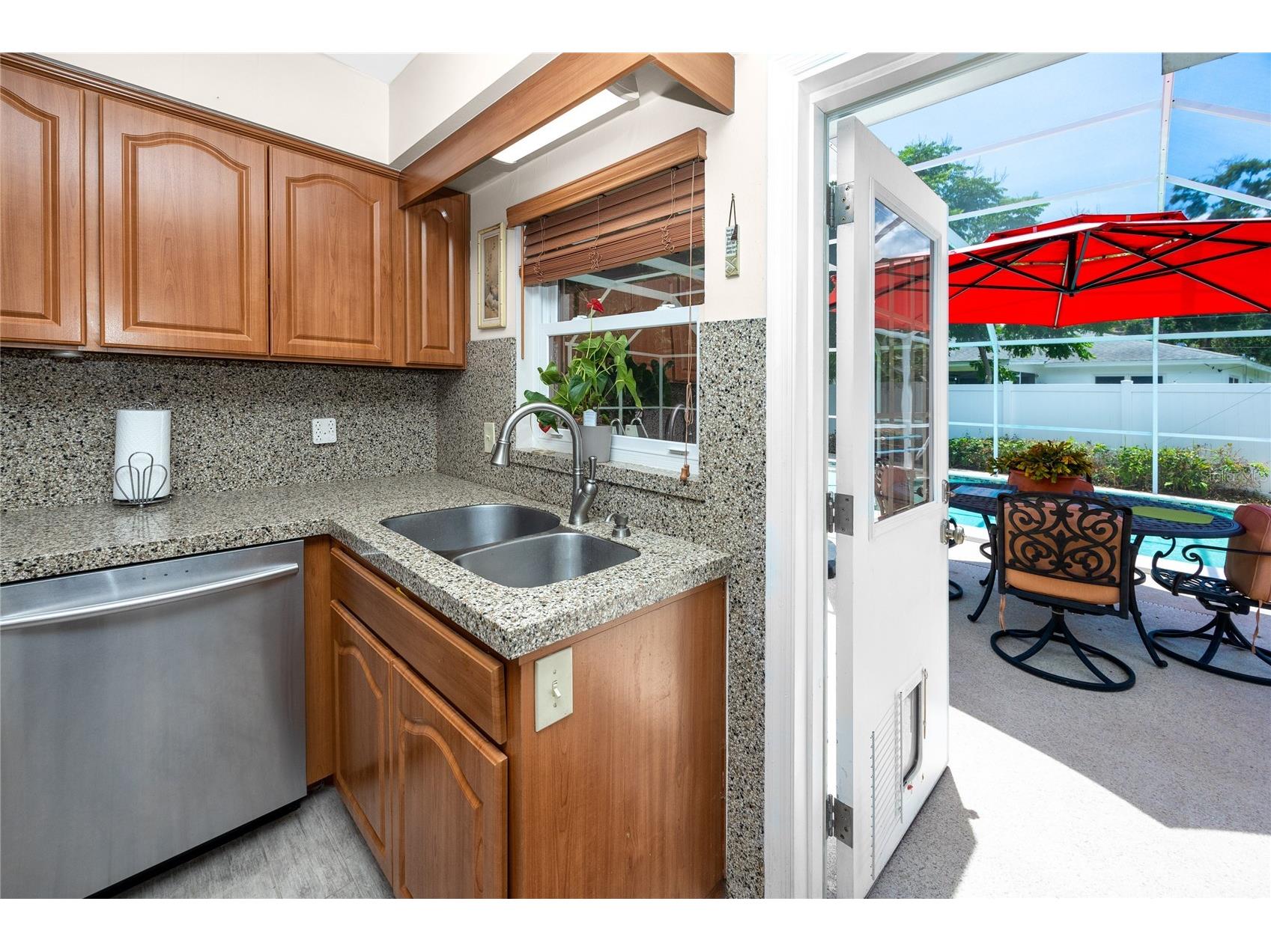 10504 Lacera Drive Tampa FL 33618 - LAKE CARROLL TB8407323 image10