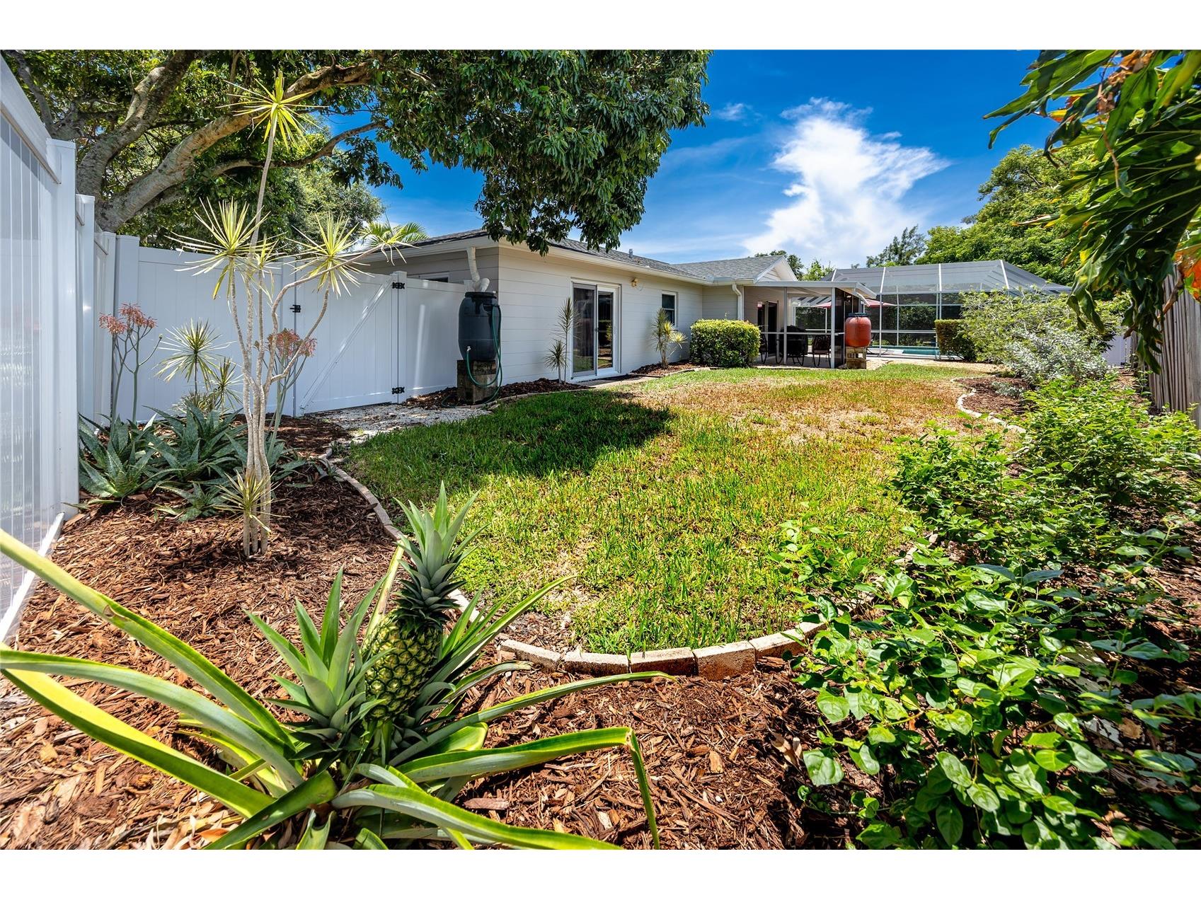 10504 Lacera Drive Tampa FL 33618 - LAKE CARROLL TB8407323 image31