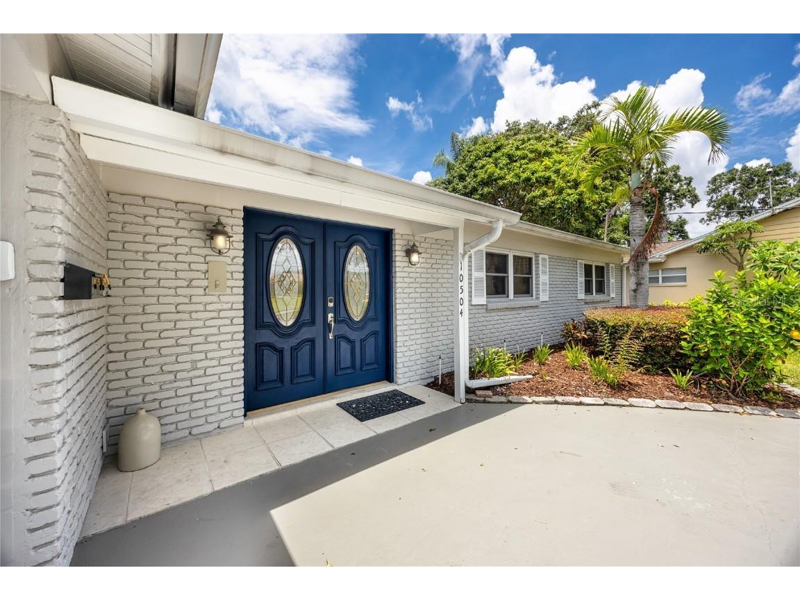 10504 Lacera Drive Tampa FL 33618 - LAKE CARROLL TB8407360 image3