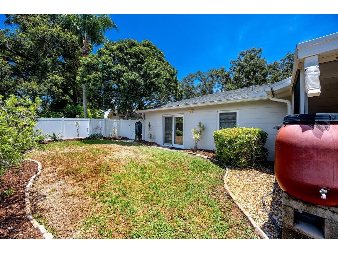 10504 Lacera Drive Tampa FL 33618 - LAKE CARROLL TB8407360 image30