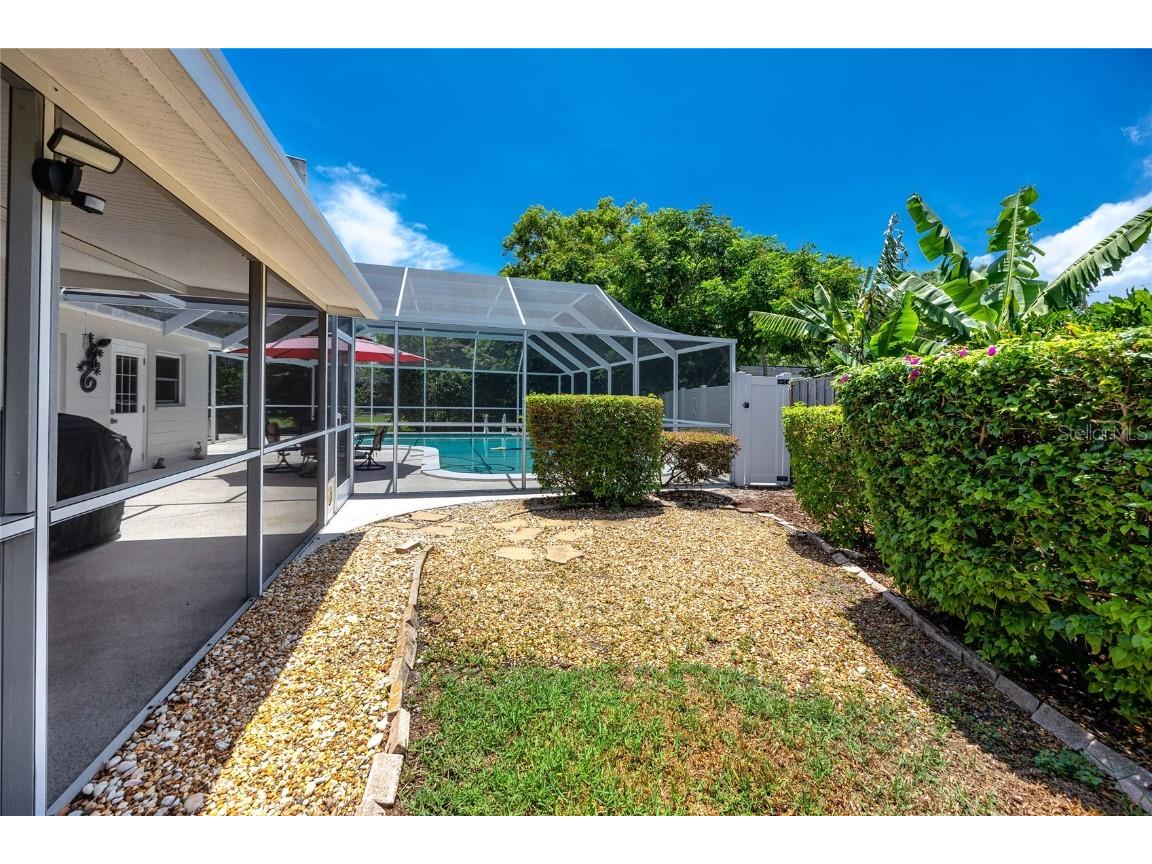 10504 Lacera Drive Tampa FL 33618 - LAKE CARROLL TB8407360 image33