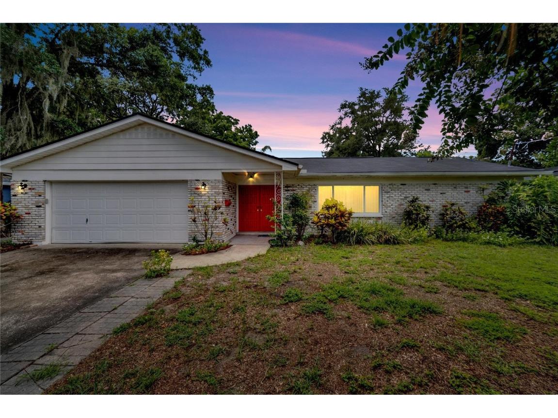 10506 Homestead Drive Tampa FL 33618 T3537811 image1