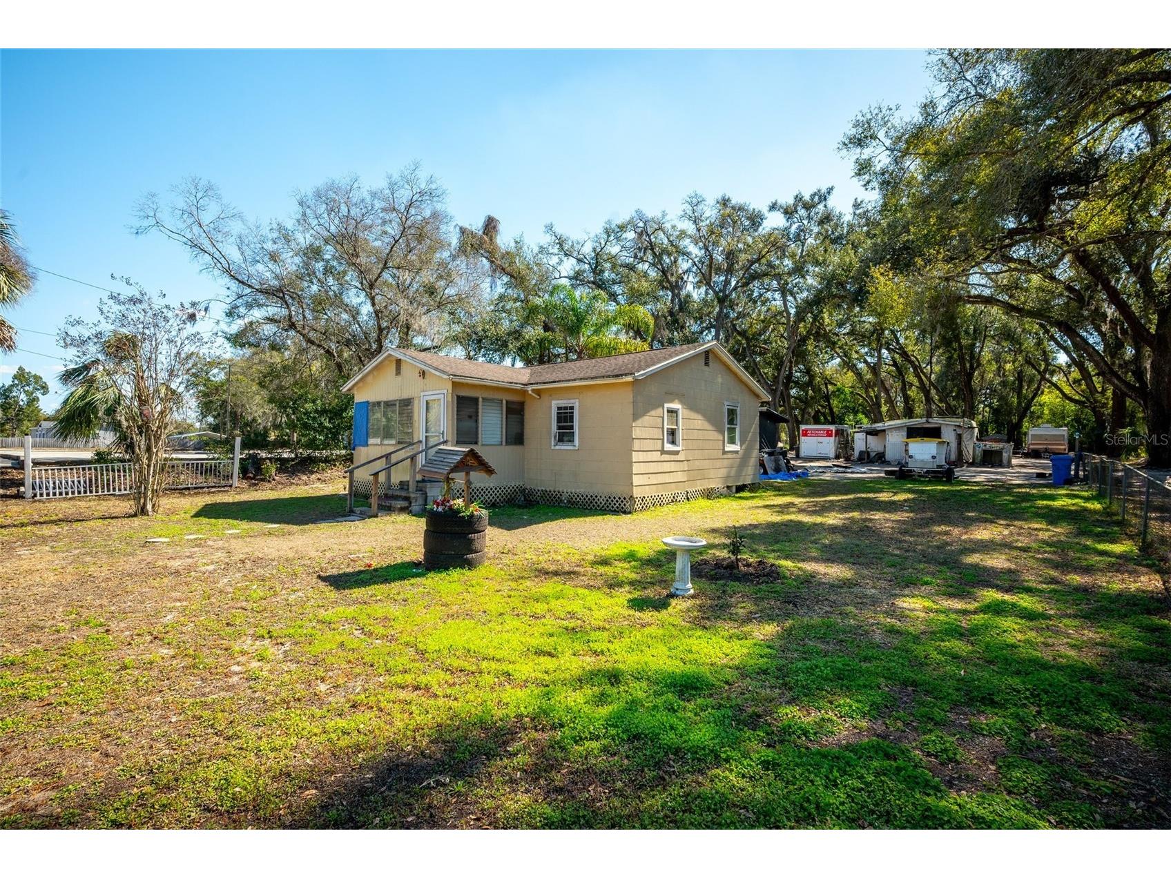 10507 Main Street Thonotosassa FL 33592 C7523460 image1