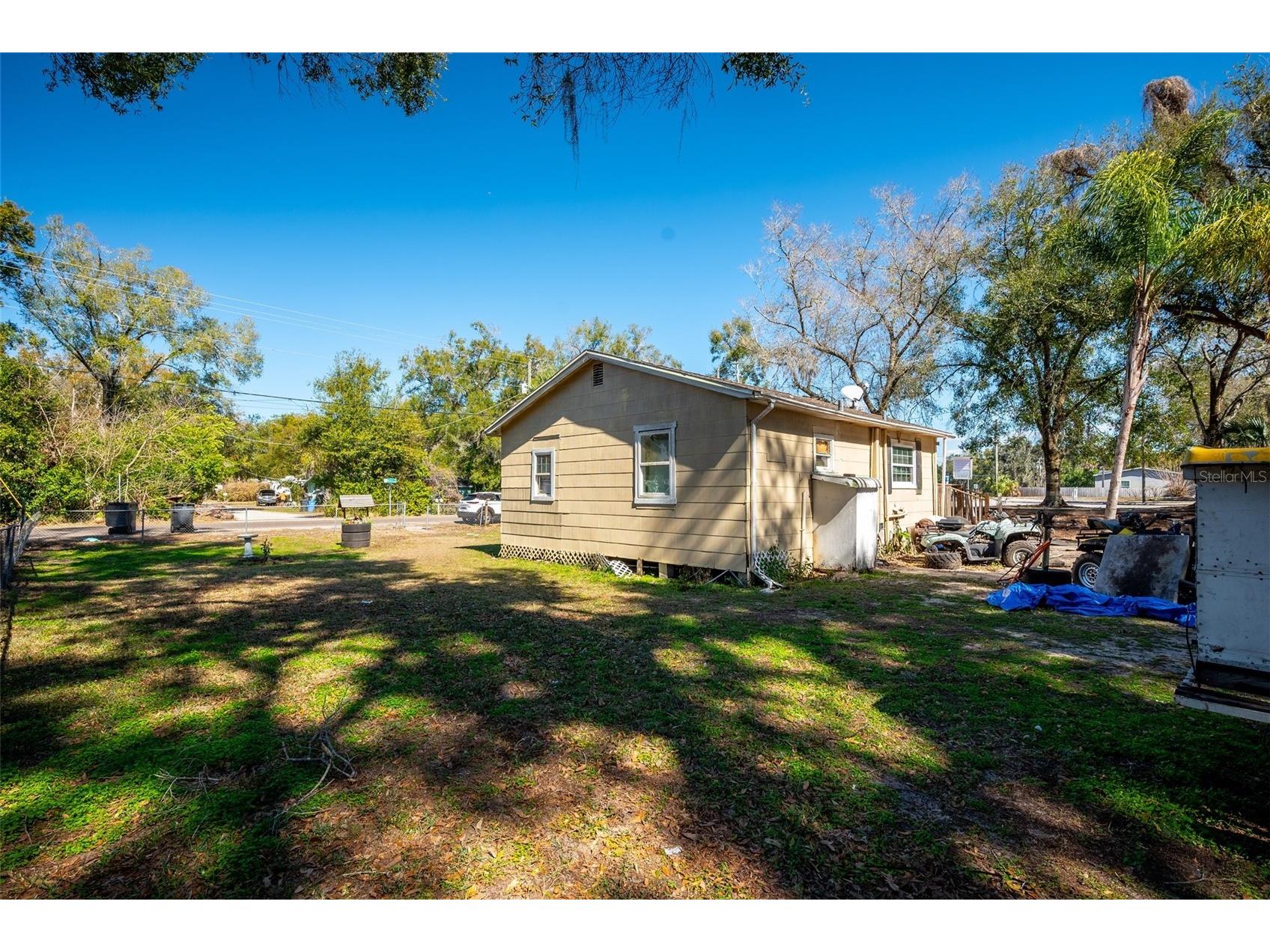 10507 Main Street Thonotosassa FL 33592 C7523460 image14