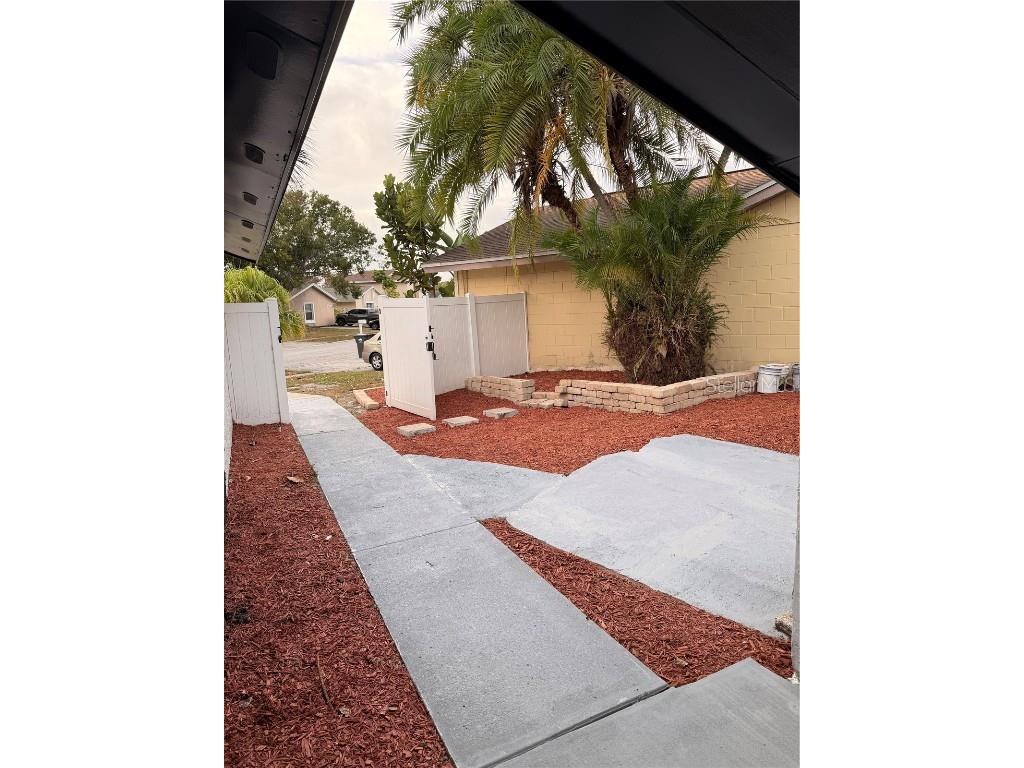 10507 Parkcrest Drive Tampa FL 33624 TB8454343 image38