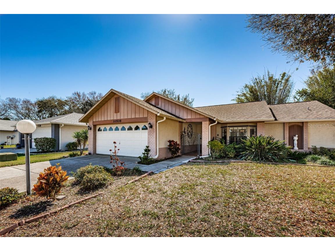 10508 Tapestry Drive Port Richey FL 34668 W7864527 image1