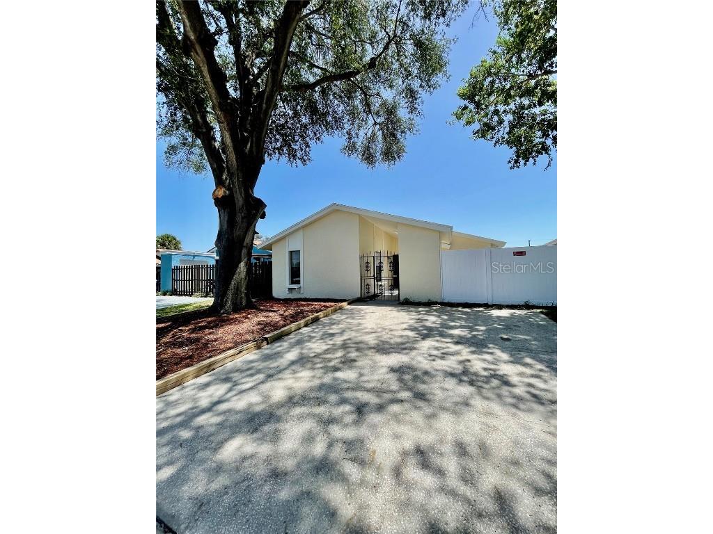 10509 Brynwood Lane Tampa FL 33624 T3467616 image1