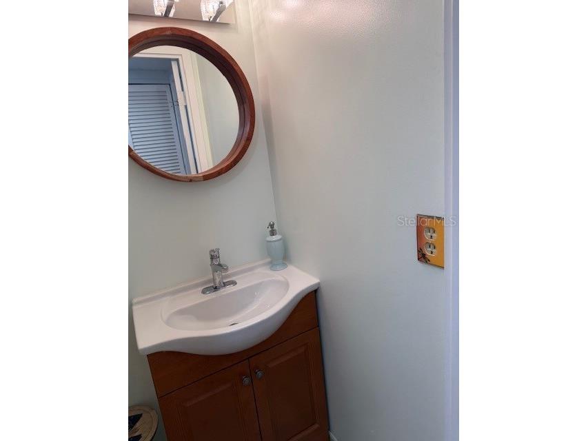 1051 79th Avenue N #202 Saint Petersburg FL 33702 TB8474197 image13