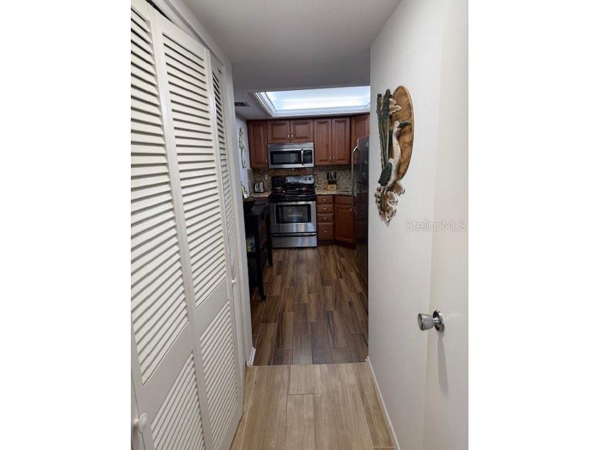 1051 79th Avenue N #202 Saint Petersburg FL 33702 TB8474197 image15