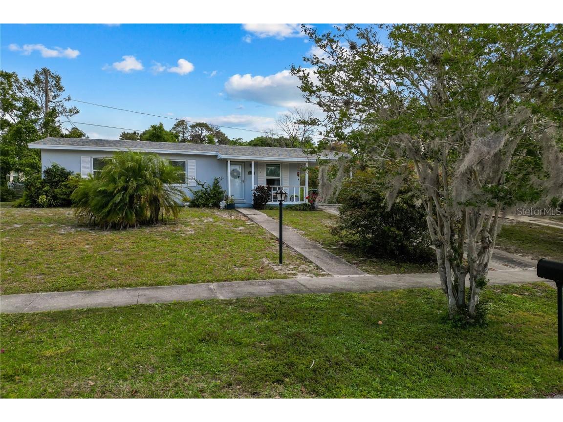 1051 Cobblestone Avenue Deltona FL 32725 V4935459 image1