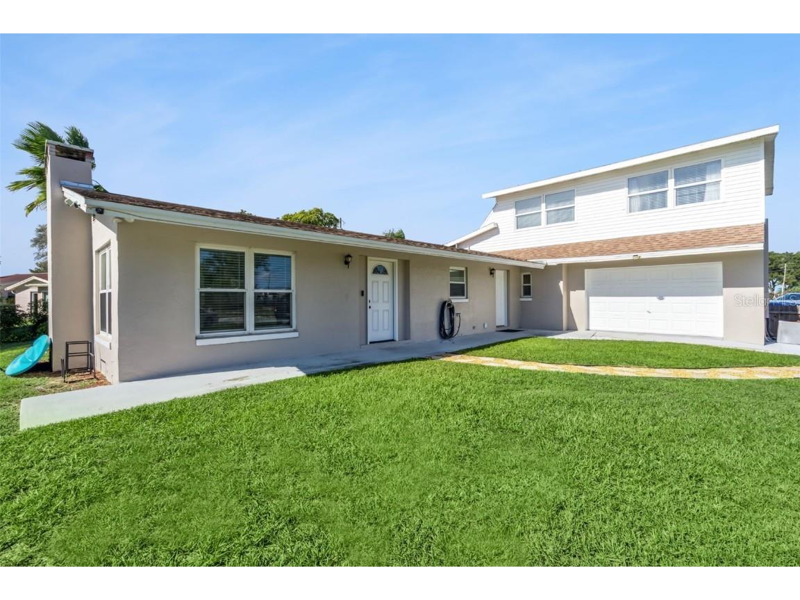 1051 Eva Street Deltona FL 32725 - Clear Lake O6351493 image1