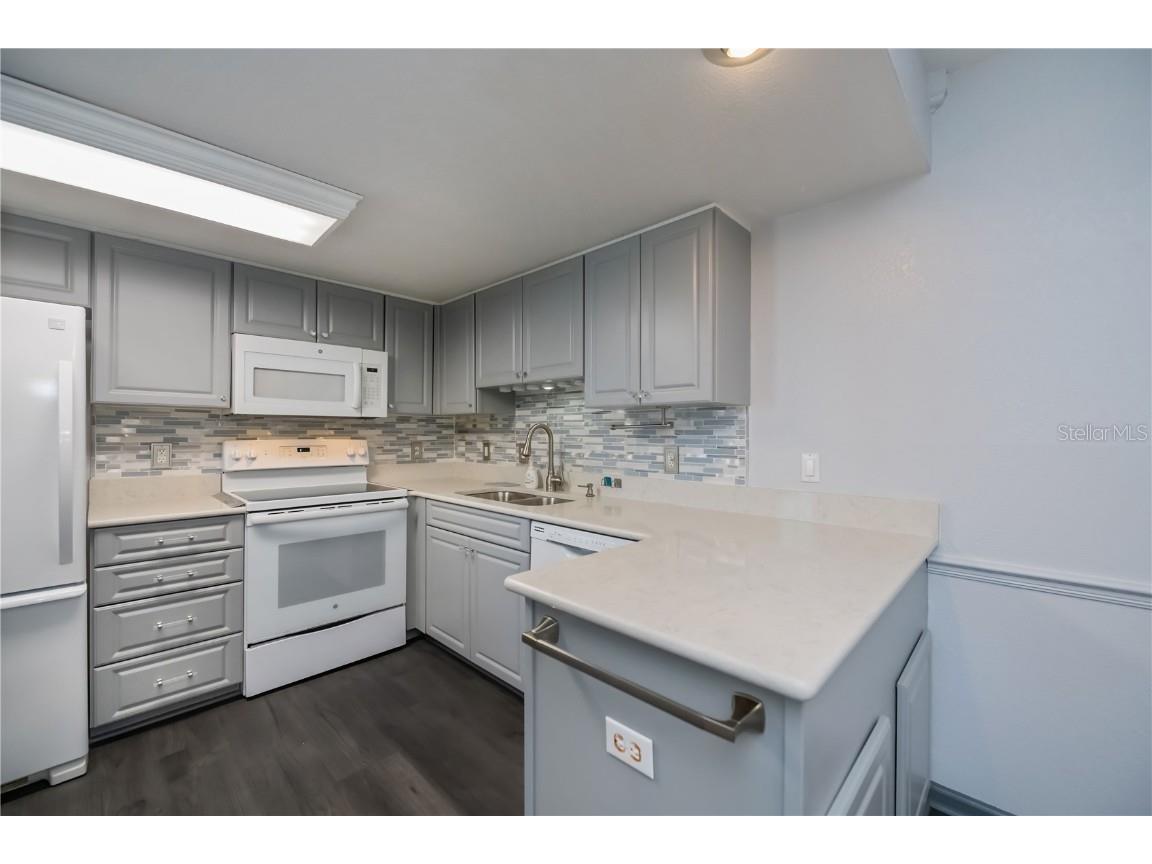 1051 Forrest Nelson Boulevard #104 Port Charlotte FL 33952 C7508184 image8