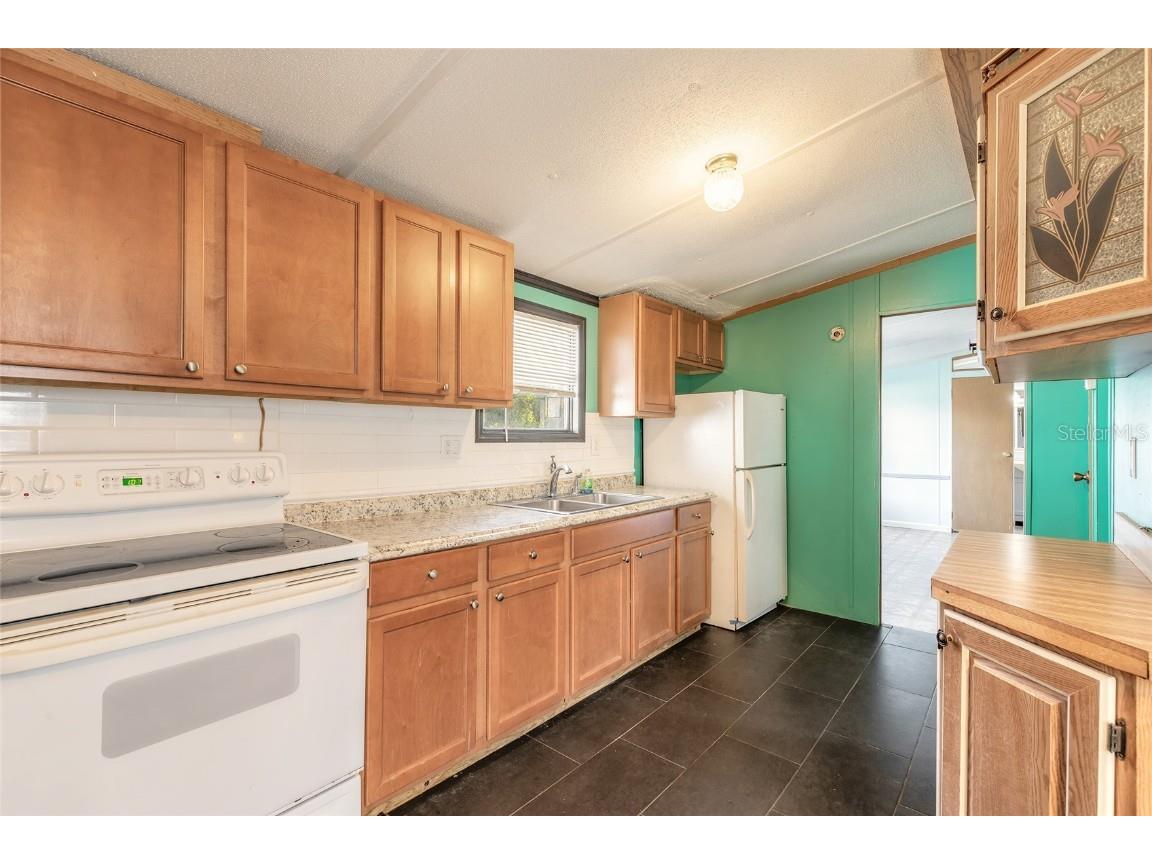 1051 Green Acres Circle N South Daytona FL 32119 V4946380 image10