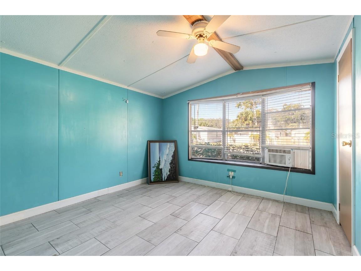 1051 Green Acres Circle N South Daytona FL 32119 V4946380 image17