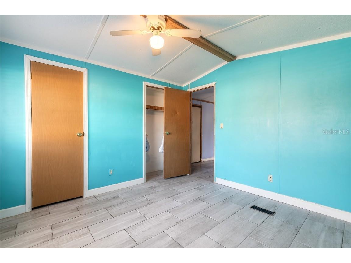 1051 Green Acres Circle N South Daytona FL 32119 V4946380 image18