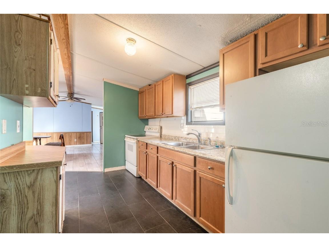 1051 Green Acres Circle N South Daytona FL 32119 V4946380 image9