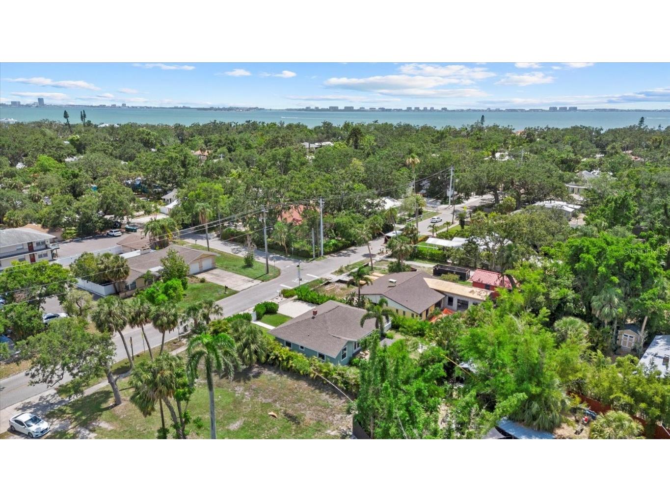 1051 Indian Beach Drive Sarasota FL 34234 A4673503 image35