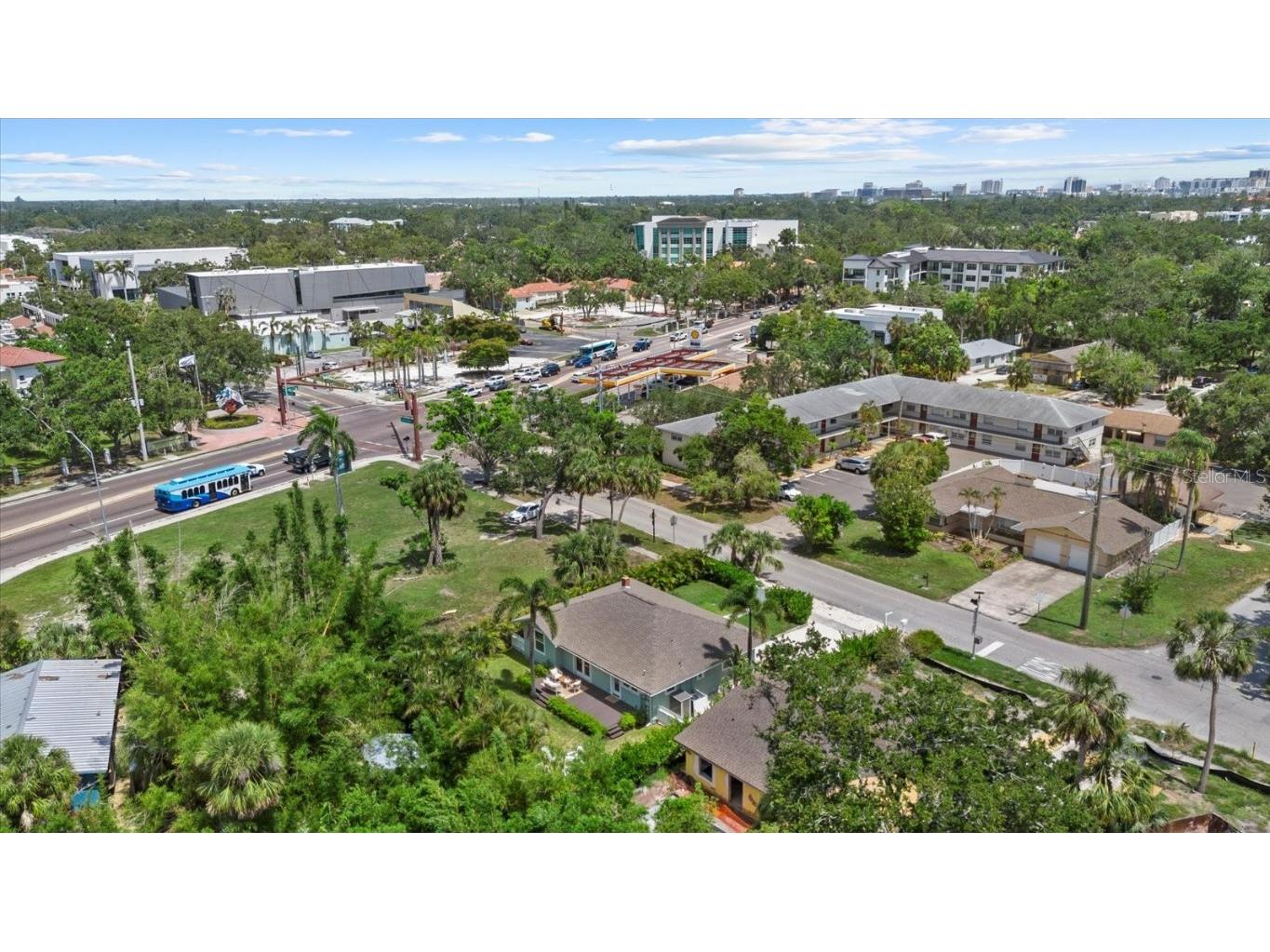 1051 Indian Beach Drive Sarasota FL 34234 A4673503 image36