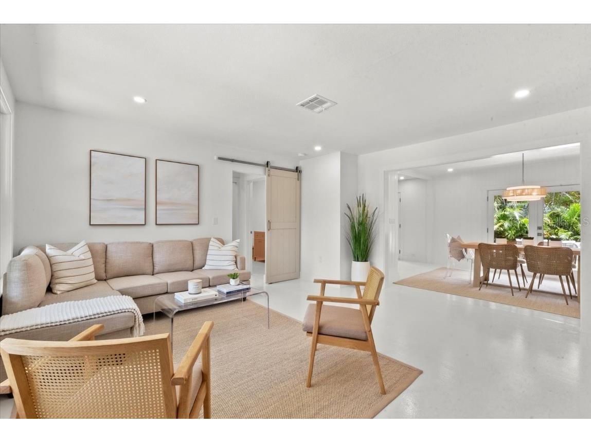 1051 Indian Beach Drive Sarasota FL 34234 A4673503 image6