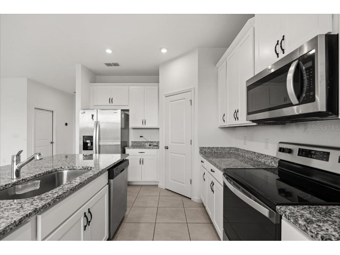 1051 Lakeshore Breeze Place Kissimmee FL 34747 S5132485 image7