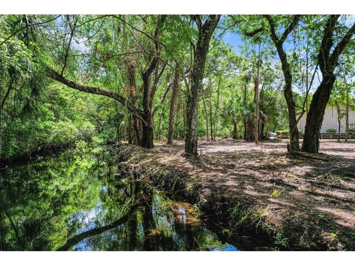 1051 N Citrus Avenue Crystal River FL 34428 OM701737 image7