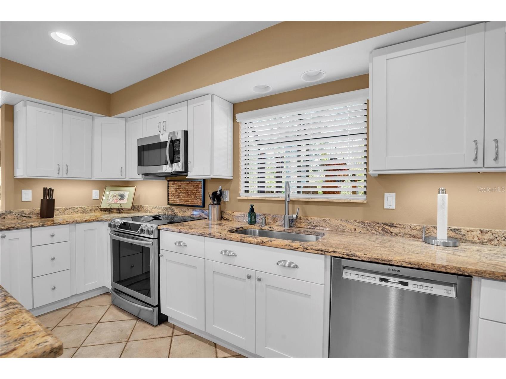 1051 Royal Troon Court Tarpon Springs FL 34688 W7882177 image12
