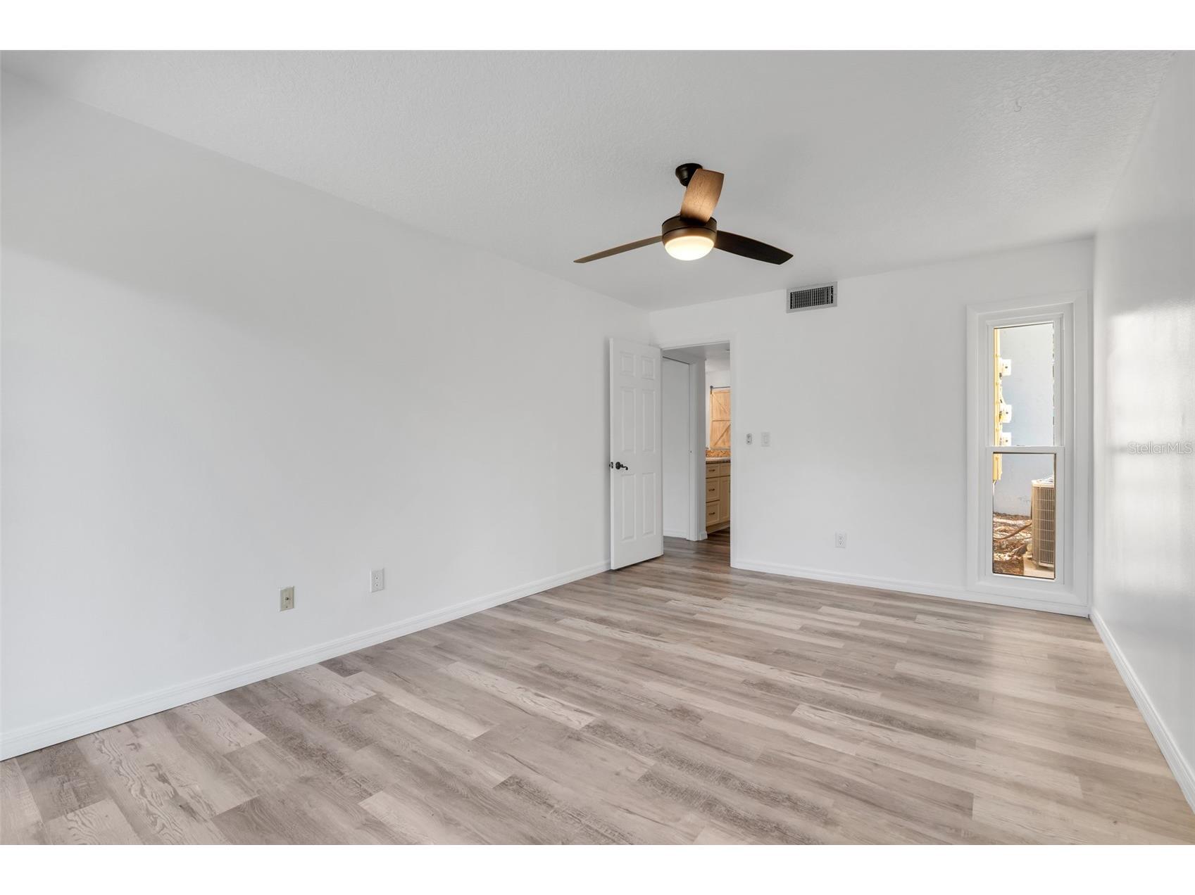 1051 S Highland Street #4B Mount Dora FL 32757 G5108962 image12