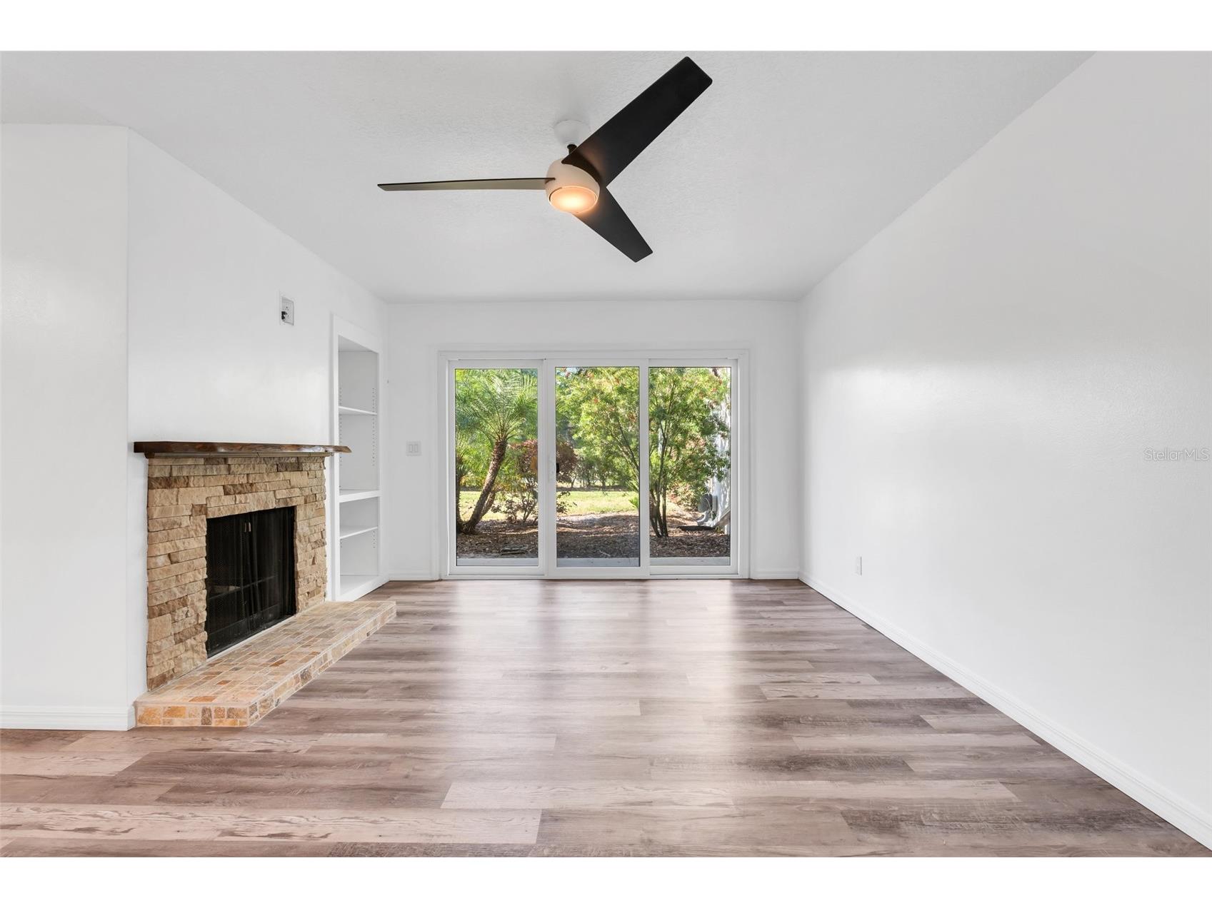 1051 S Highland Street #4B Mount Dora FL 32757 G5108962 image3