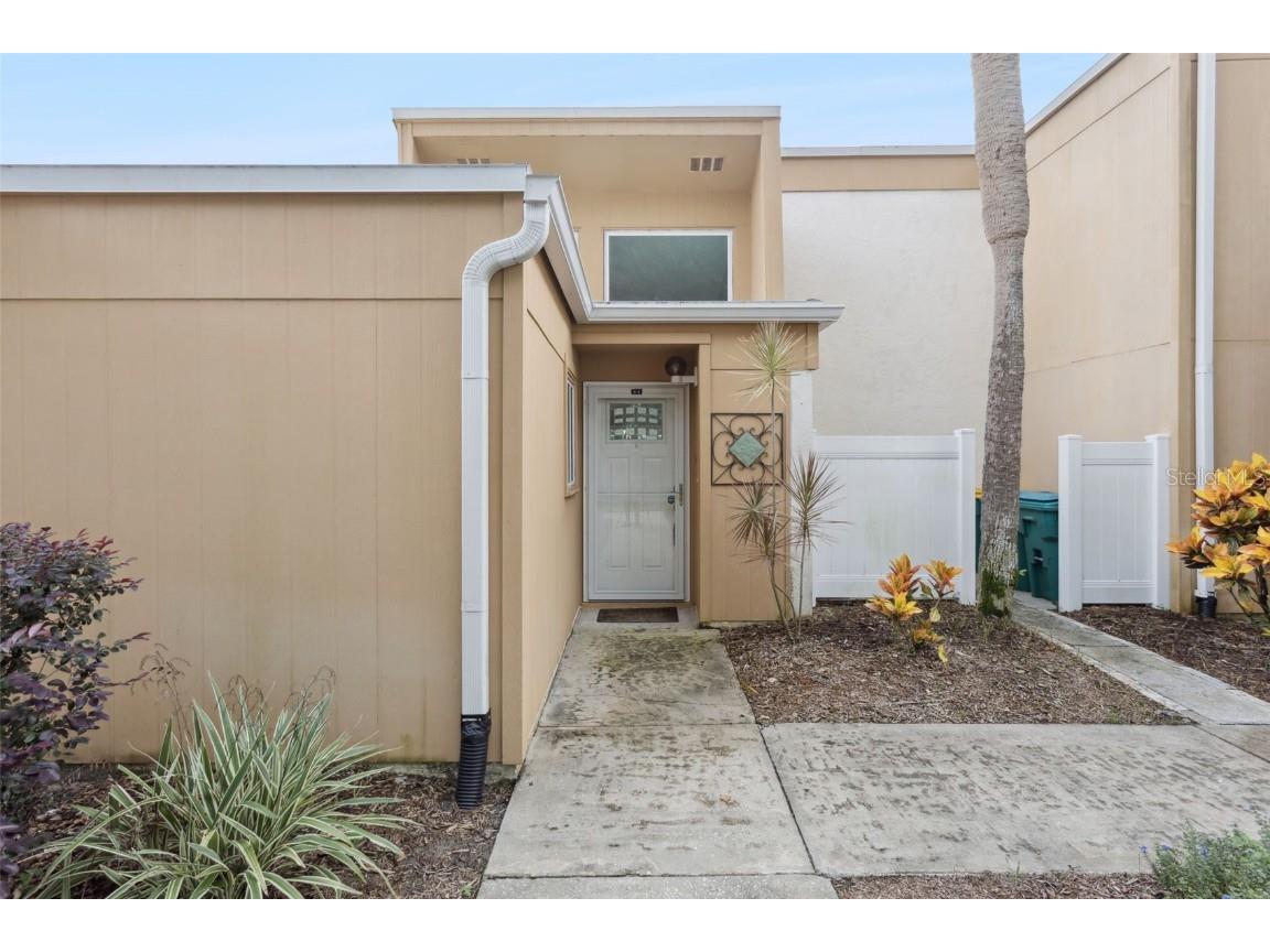 1051 S Highland Street #6A Mount Dora FL 32757 O6348253 image1