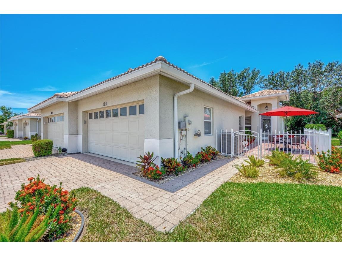 1051 Topelis Drive Englewood FL 34223 N6134119 image1