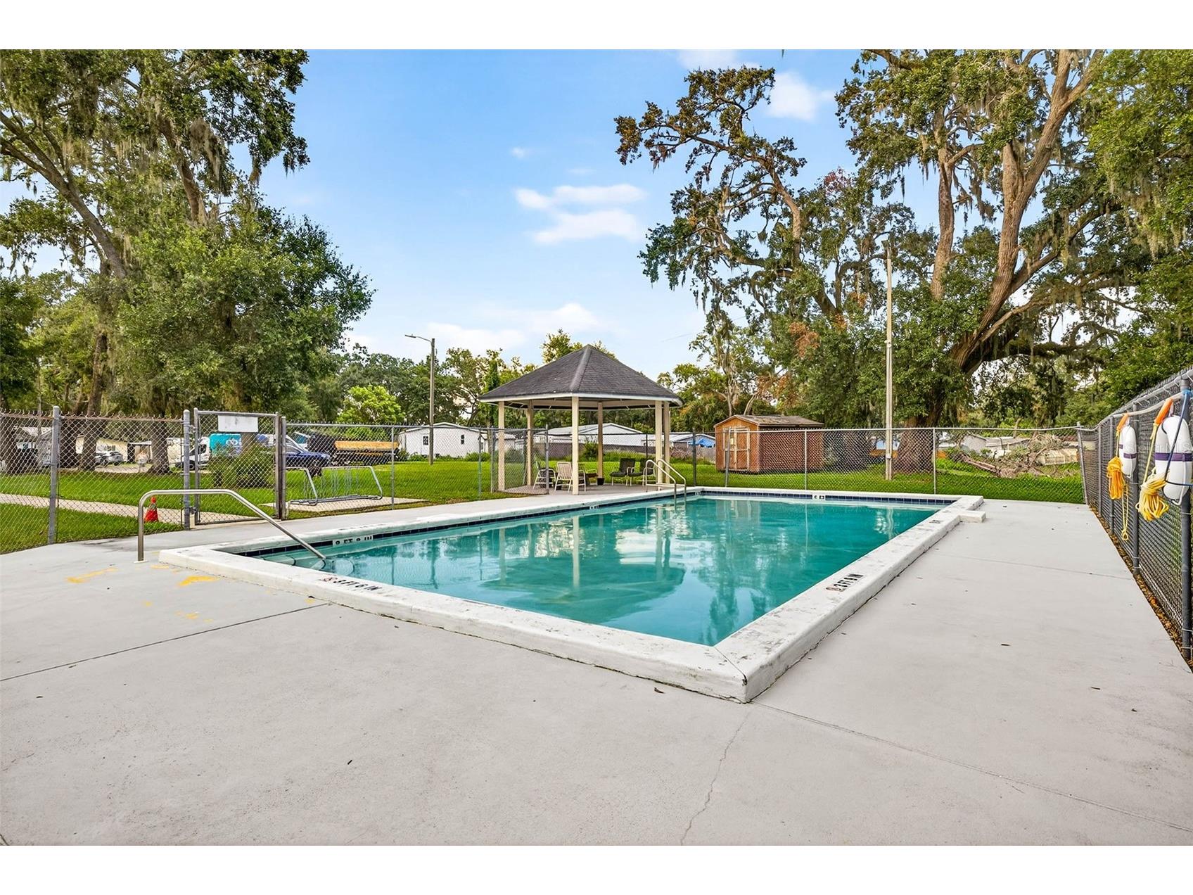 10510 Bay Hills Circle Thonotosassa FL 33592 TB8488523 image18