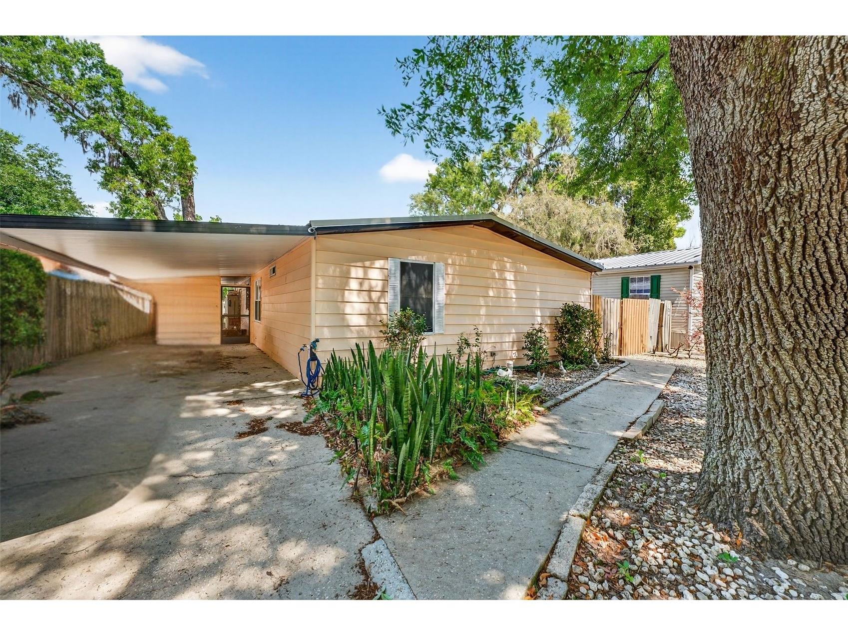 10510 Bay Hills Circle Thonotosassa FL 33592 TB8488523 image19