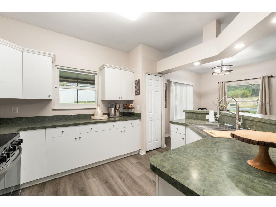 10510 NW 28th Place Gainesville FL 32606 GC535663 image10