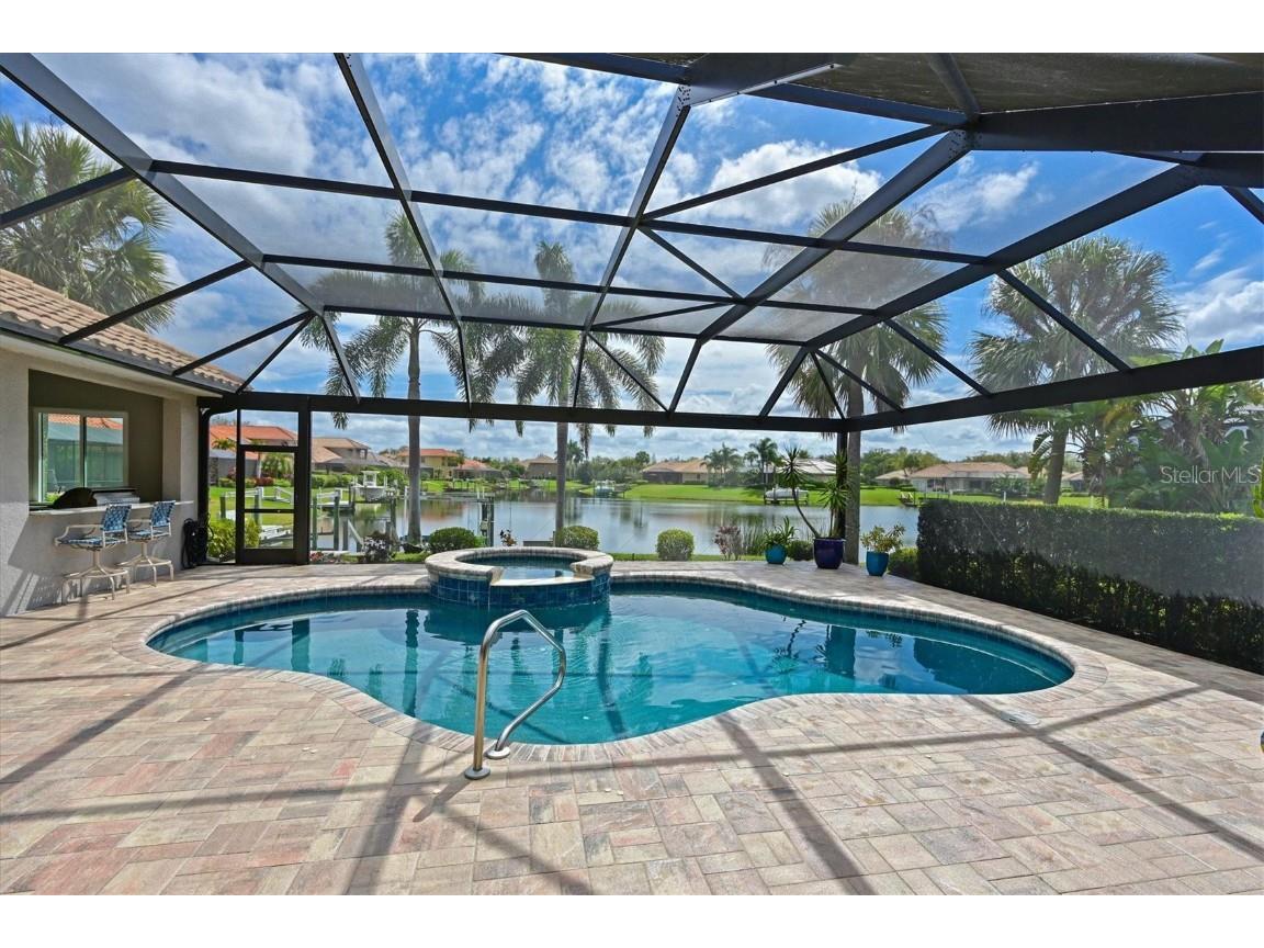 10510 Winding Stream Way Bradenton FL 34212 - WATERLEFE WATERWAY/POND A4602247 image1