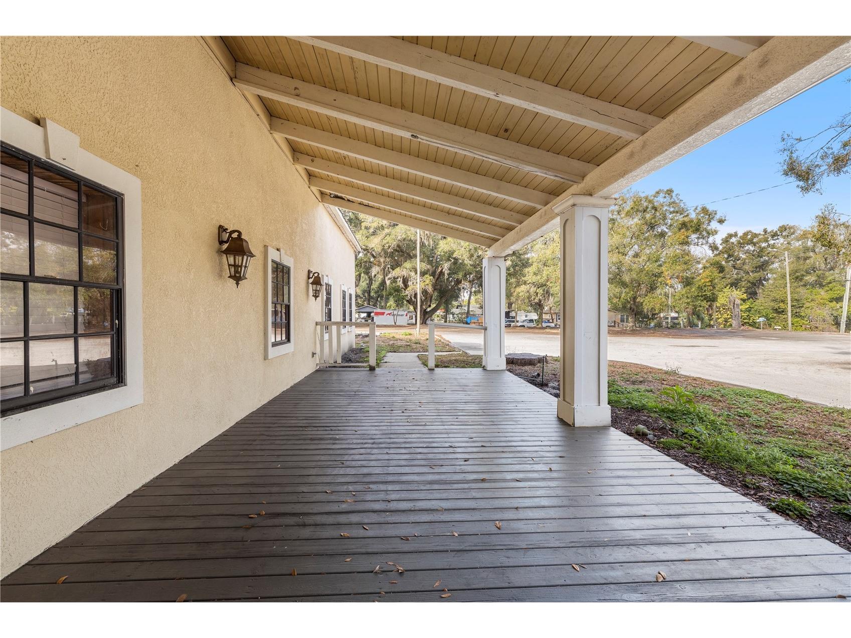 10511 Main Street Thonotosassa FL 33592 TB8464447 image19