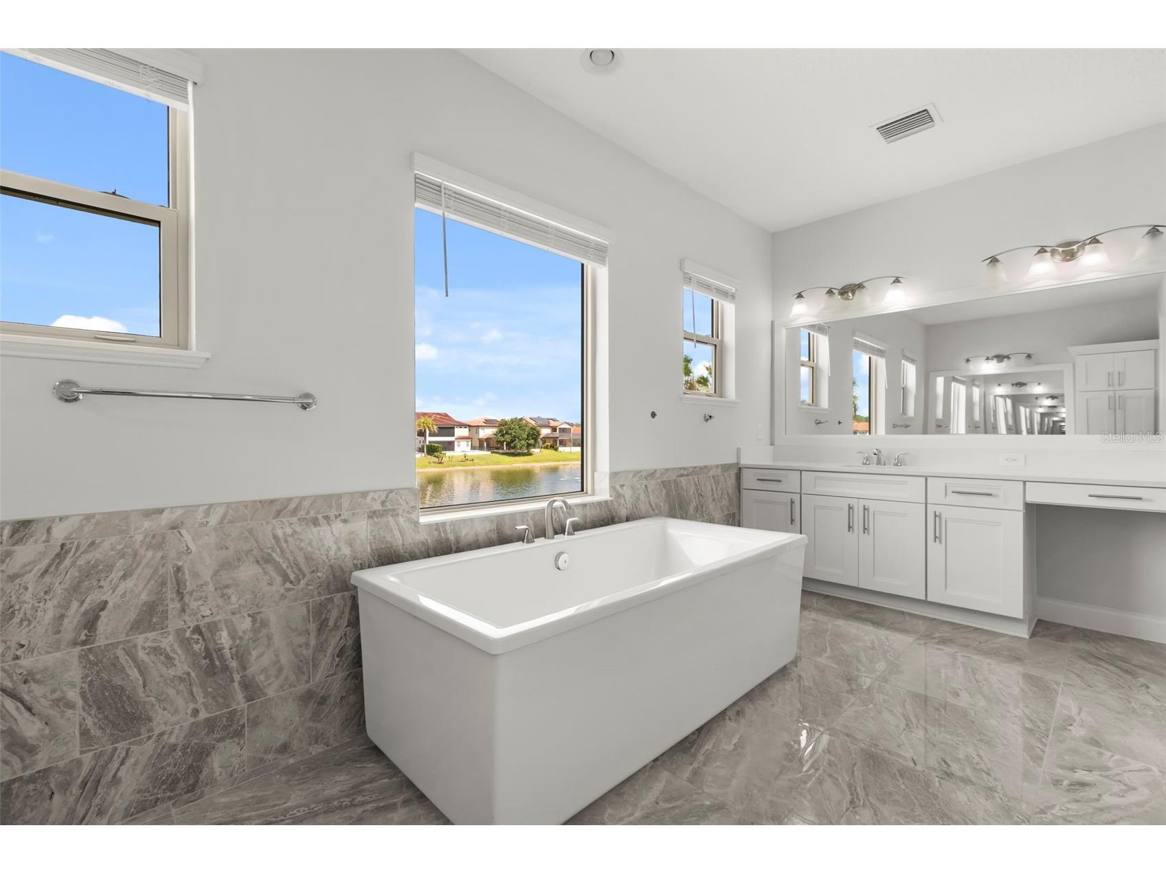 10511 Royal Cypress Way Orlando FL 32836 O6427980 image36