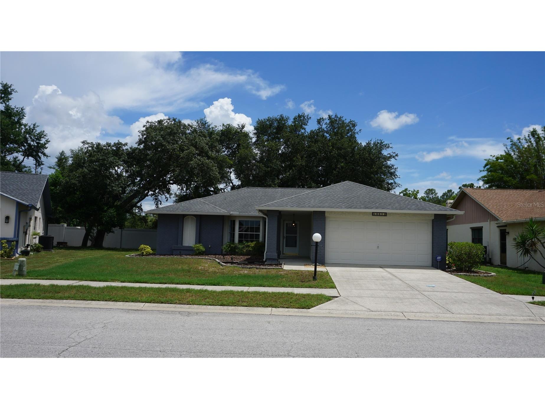 10512 Tapestry Drive Port Richey FL 34668 W7887417 image1
