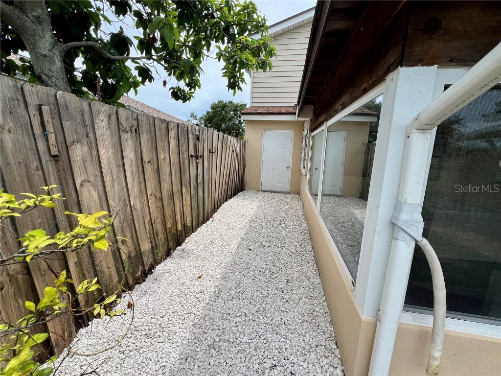 10513 Parkcrest Drive Tampa FL 33624 TB8409632 image33