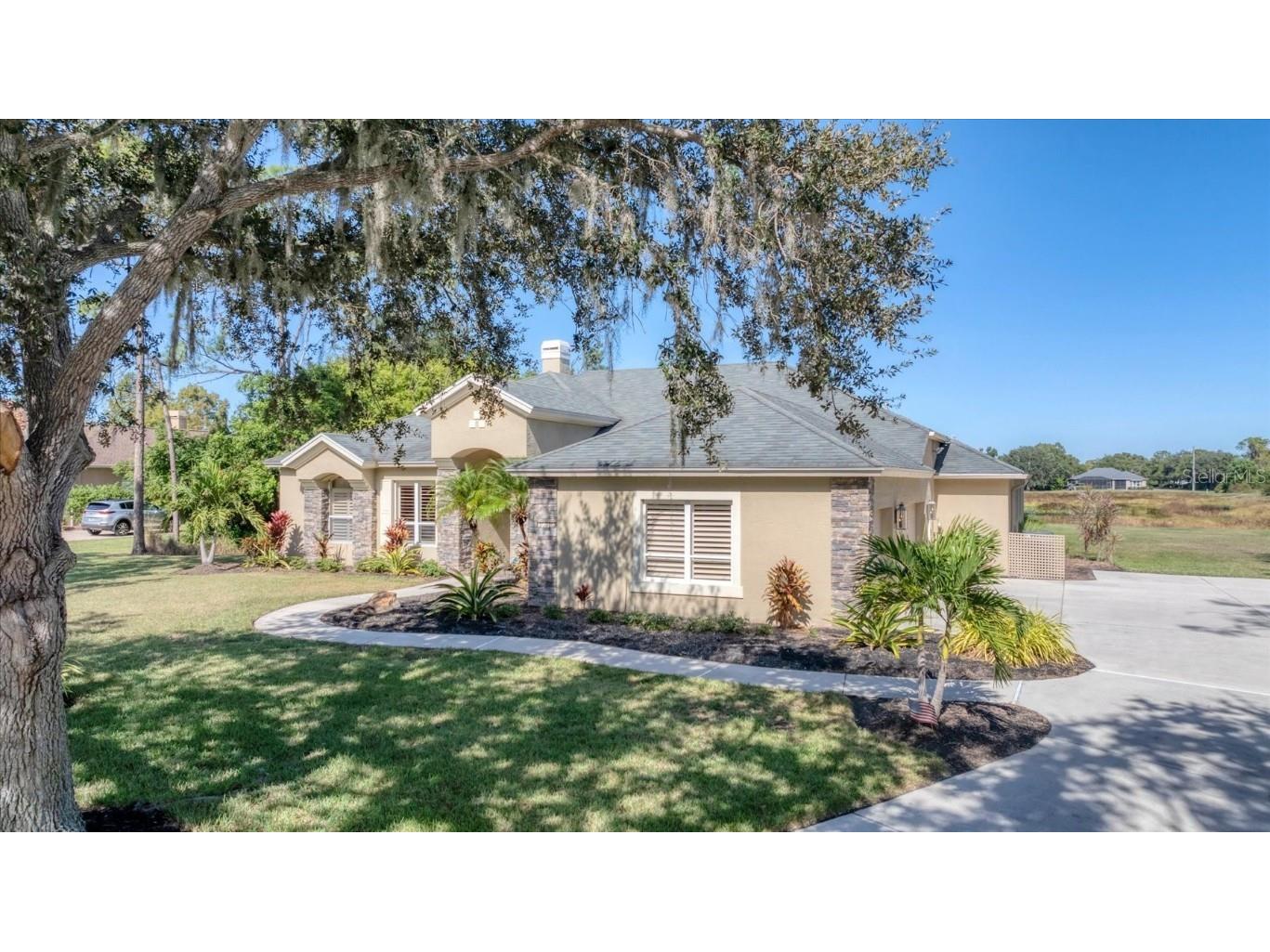 10515 Cheval Place Bradenton FL 34202 - No name A4672224 image3