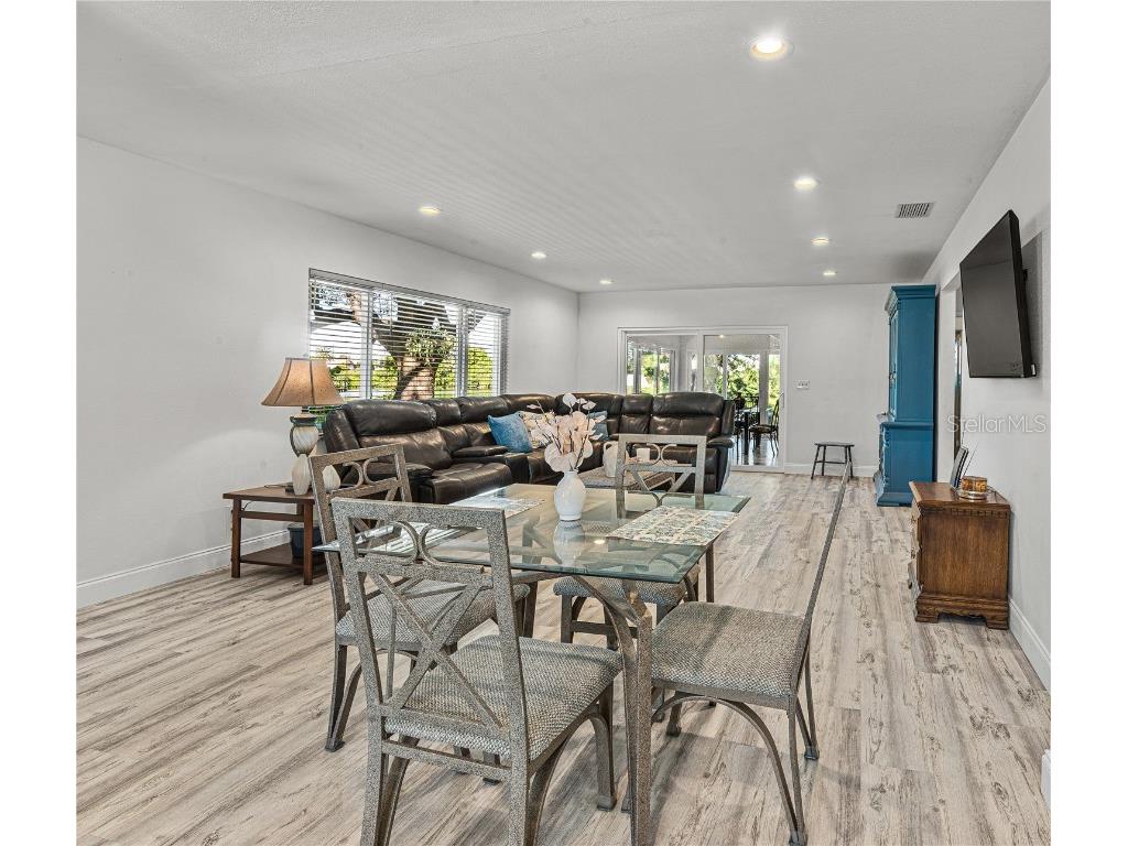 10517 Blossom Lake Drive Seminole FL 33772 TB8432034 image5