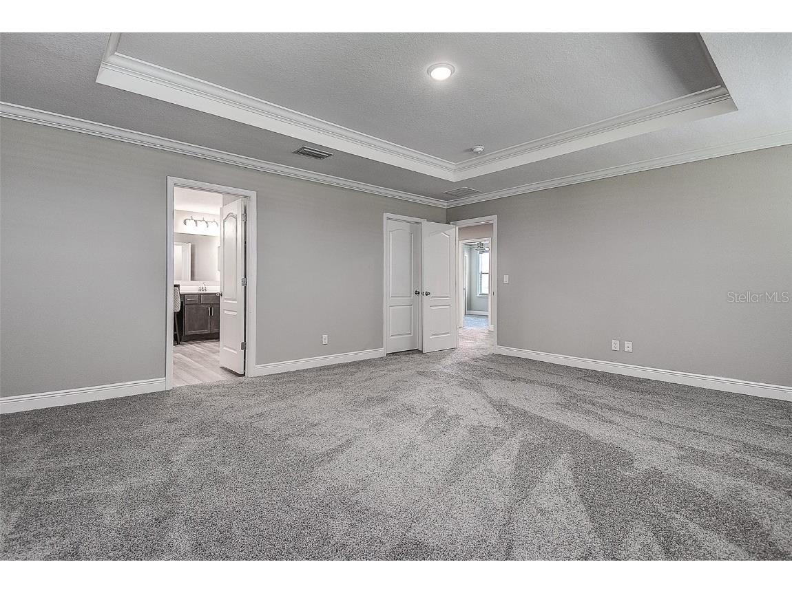 10517 Crestview Heights Avenue Thonotosassa FL 33592 TB8387238 image31