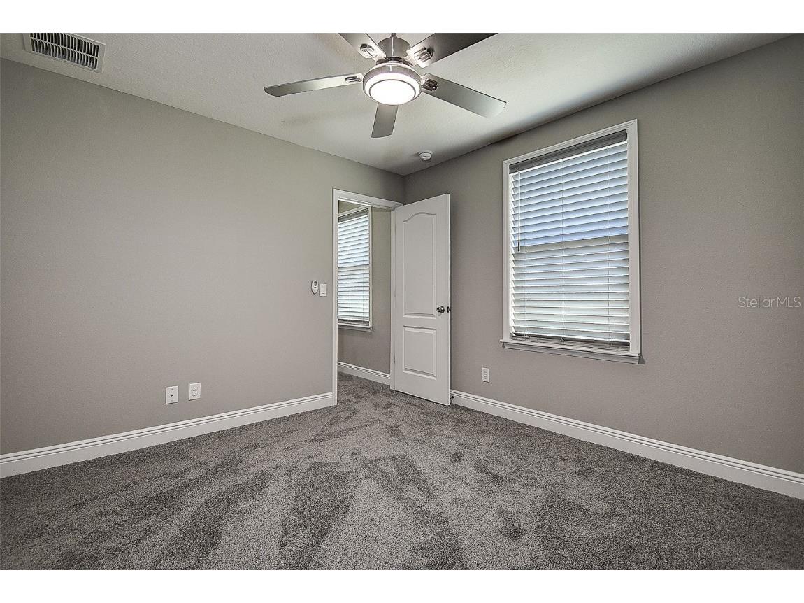 10517 Crestview Heights Avenue Thonotosassa FL 33592 TB8387238 image37