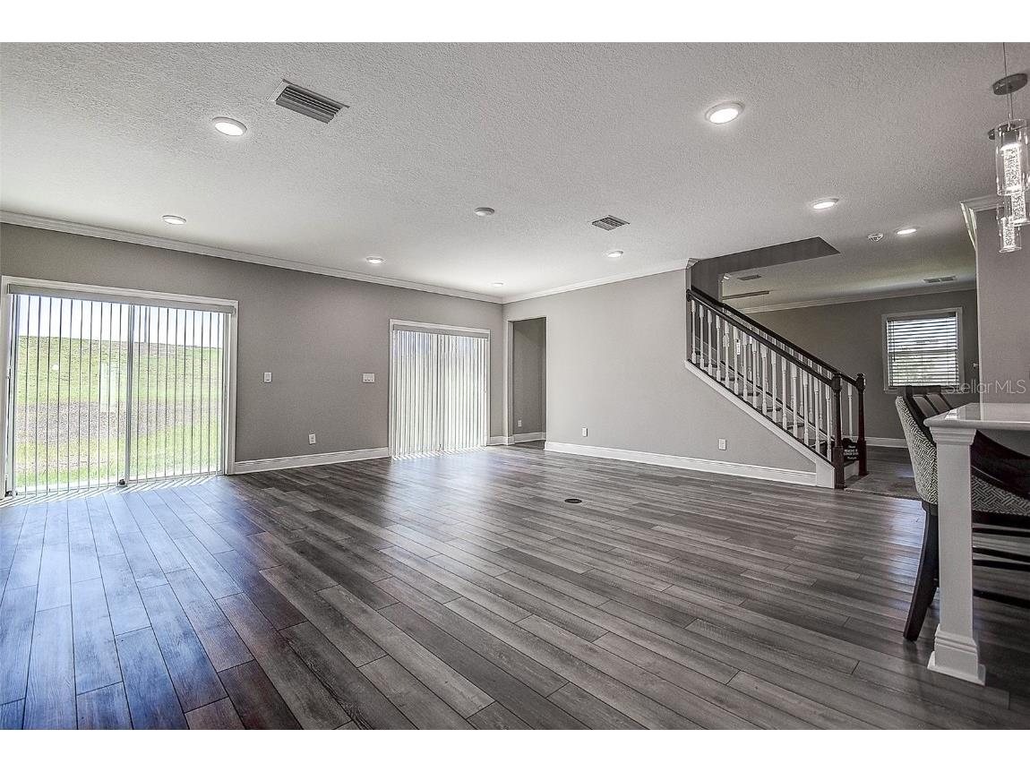 10517 Crestview Heights Avenue Thonotosassa FL 33592 TB8387238 image8