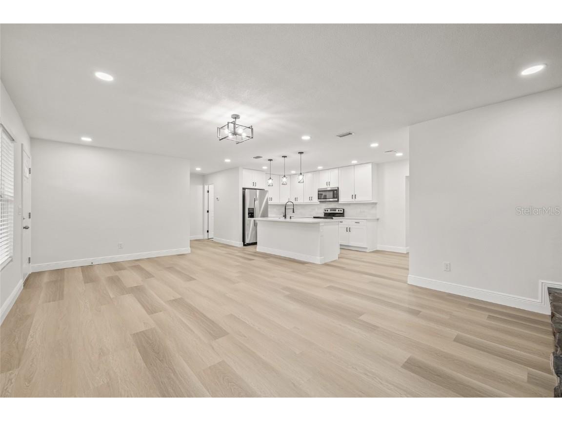 10517 N Hamner Avenue Tampa FL 33612 TB8425462 image11