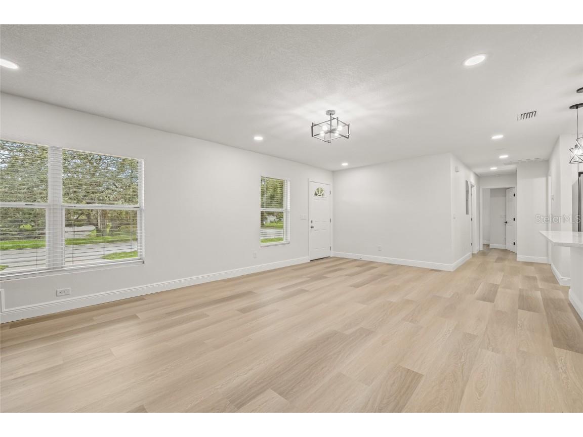 10517 N Hamner Avenue Tampa FL 33612 TB8425462 image12