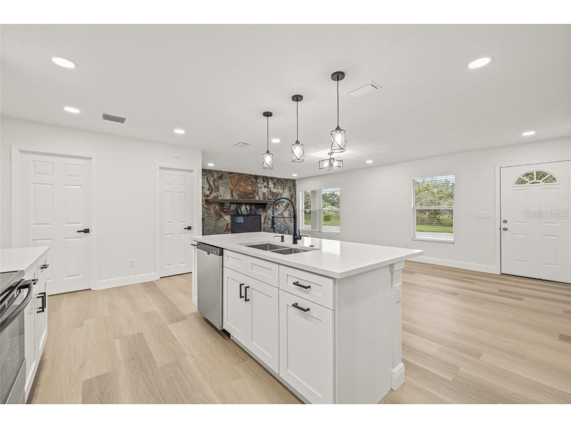 10517 N Hamner Avenue Tampa FL 33612 TB8425462 image17