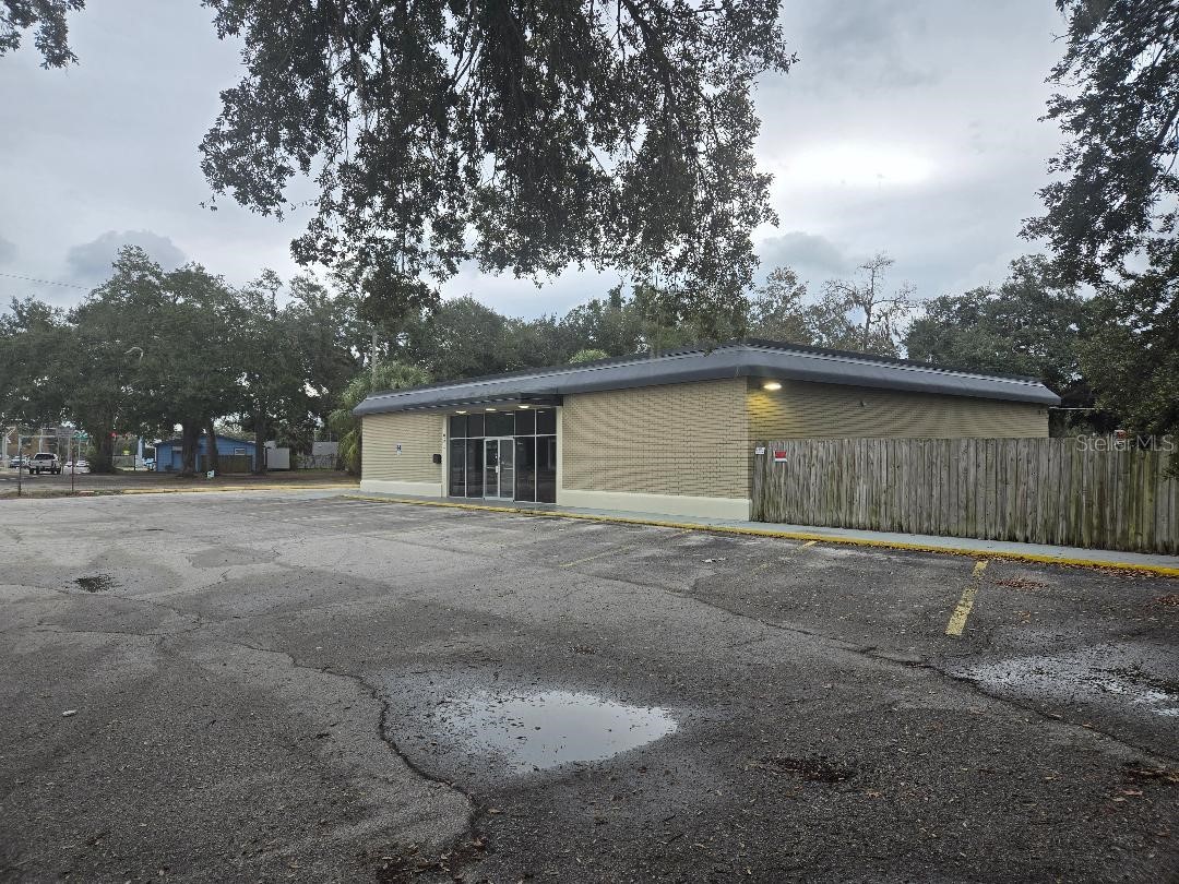 10517 Riverview Drive Riverview FL 33578 TB8465465 image1