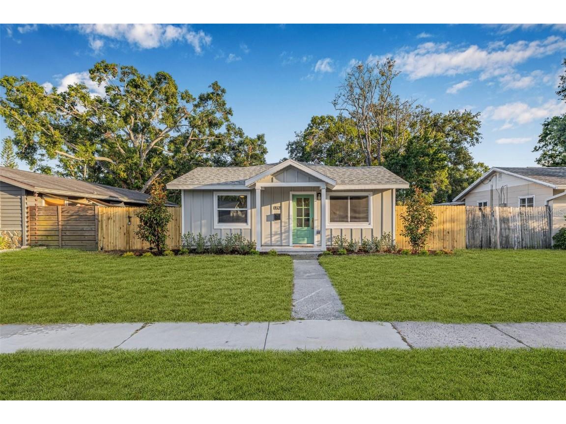 1052 55th Avenue N Saint Petersburg FL 33703 TB8391325 image1