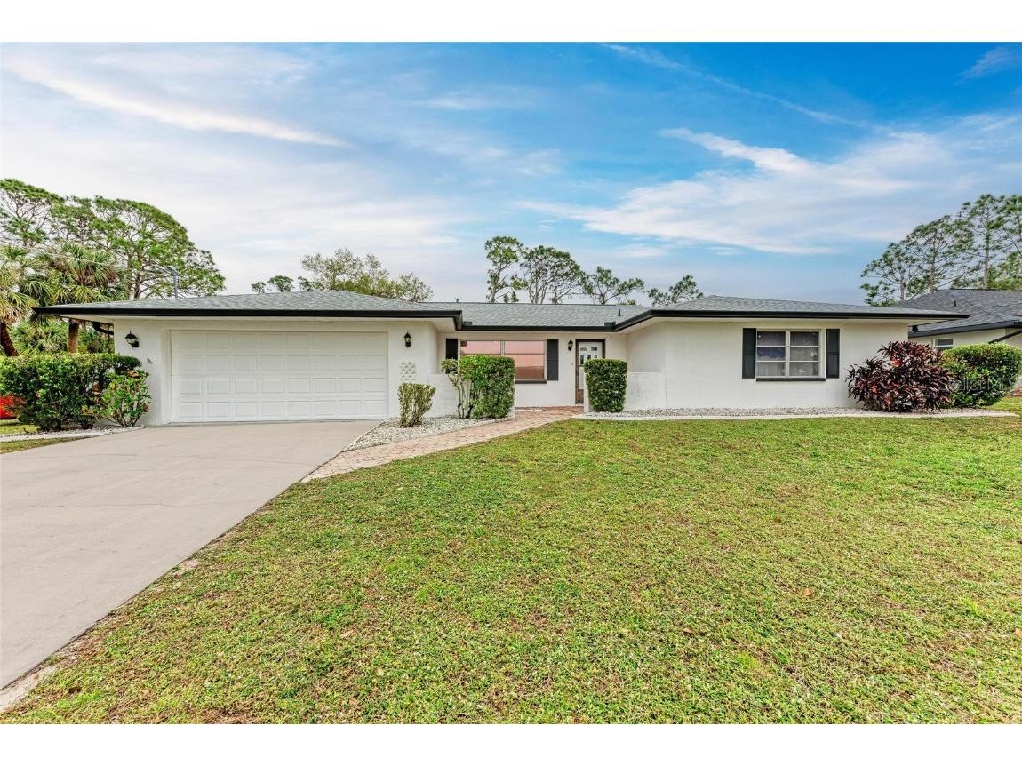 1052 Hinton Street Port Charlotte FL 33952 C7505587 image1