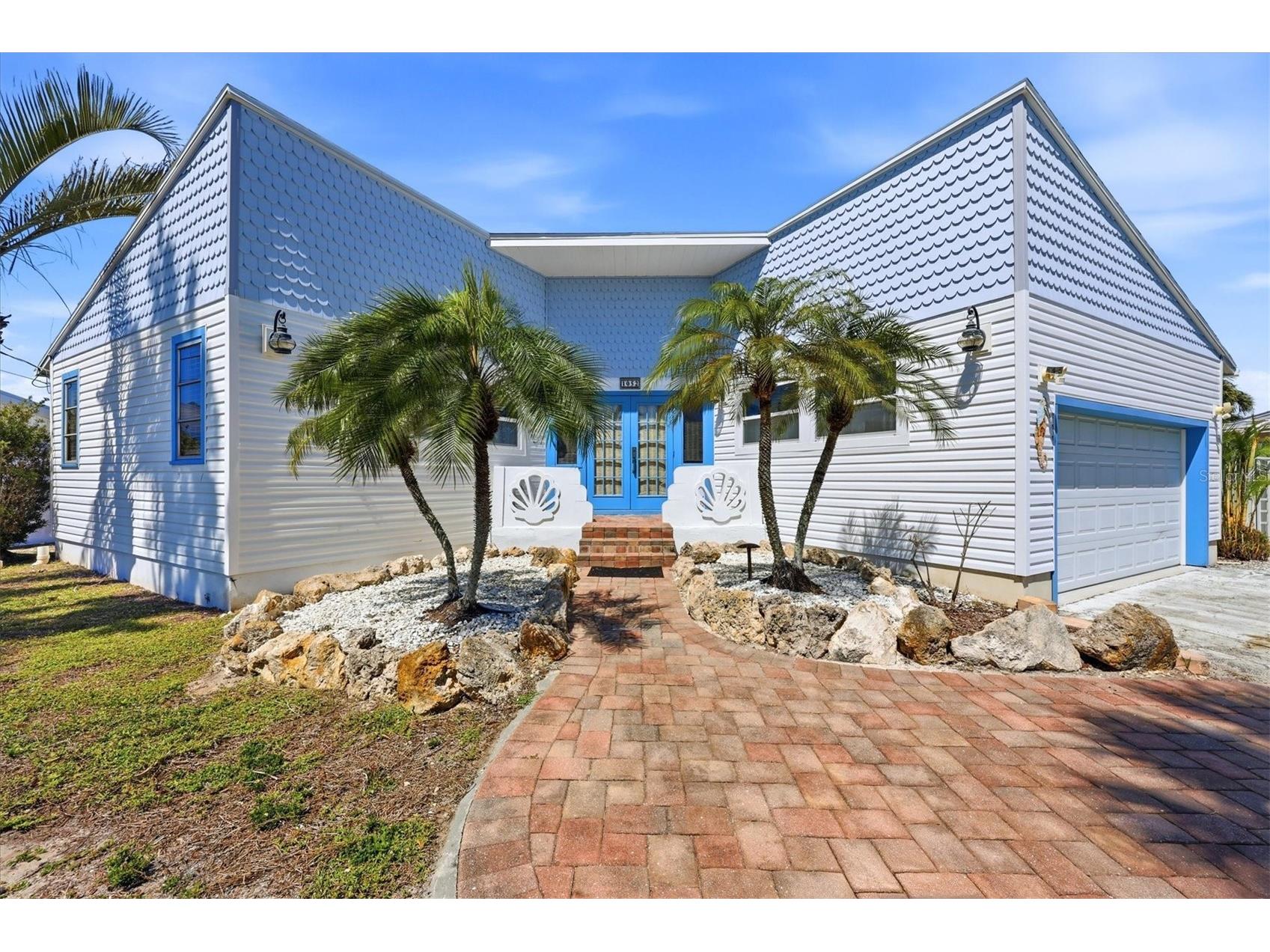 1052 Kant Street Englewood FL 34224 D6146751 image1